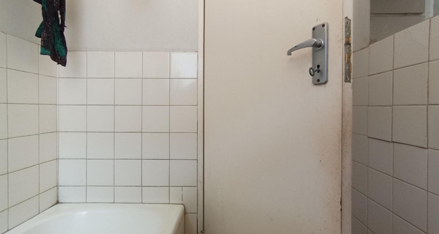 2 Bedroom Property for Sale in Muckleneuk Gauteng