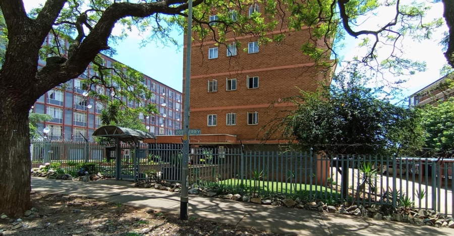 2 Bedroom Property for Sale in Muckleneuk Gauteng