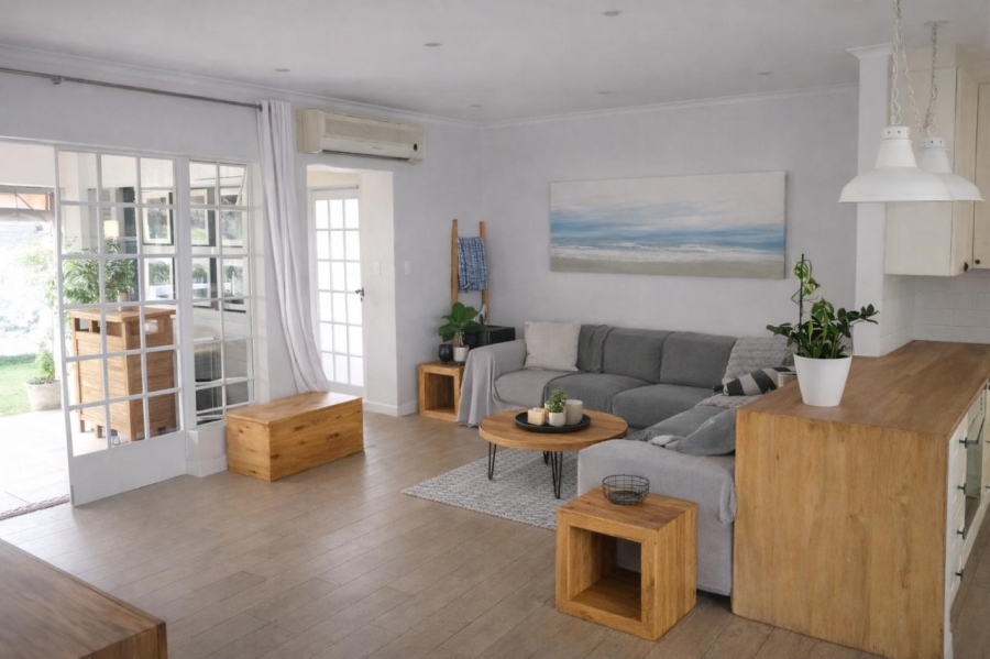 3 Bedroom Property for Sale in Magaliessig Gauteng