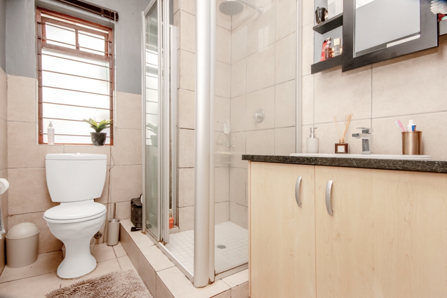 2 Bedroom Property for Sale in Paulshof Gauteng