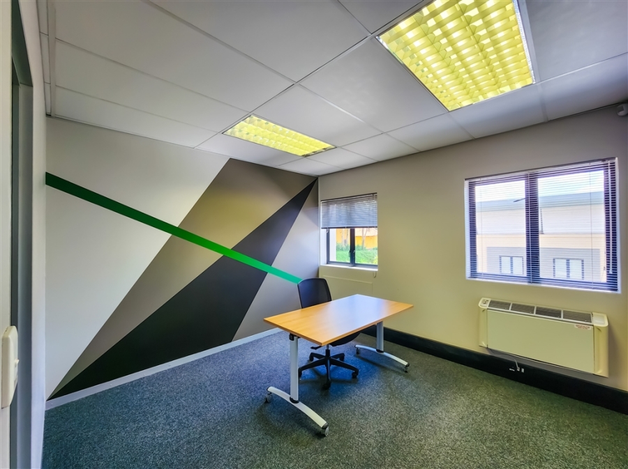 To Let Commercial Property for Rent in Strubensvallei Gauteng