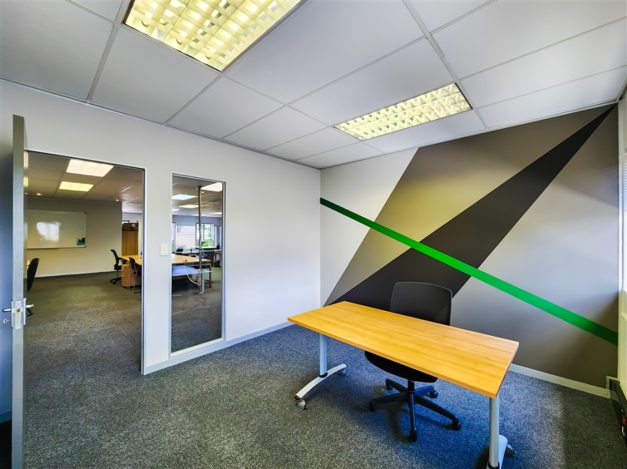To Let Commercial Property for Rent in Strubensvallei Gauteng