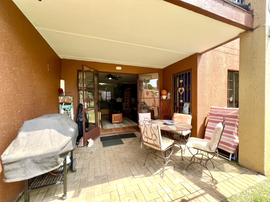 2 Bedroom Property for Sale in Eden Glen Gauteng