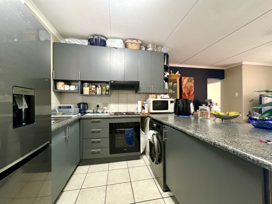 2 Bedroom Property for Sale in Eden Glen Gauteng