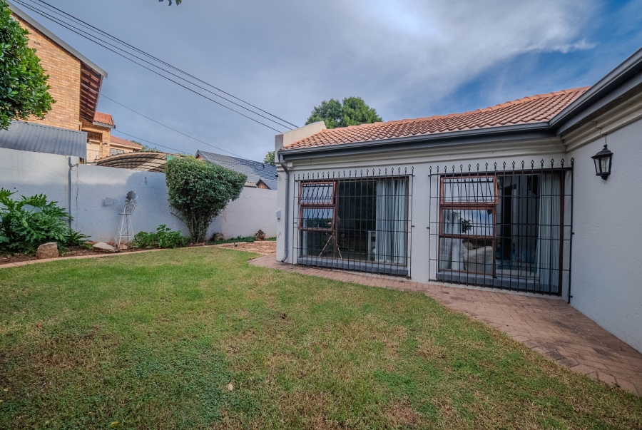 3 Bedroom Property for Sale in Faerie Glen Gauteng