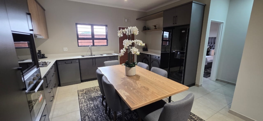 To Let 3 Bedroom Property for Rent in Rietvalleirand Gauteng