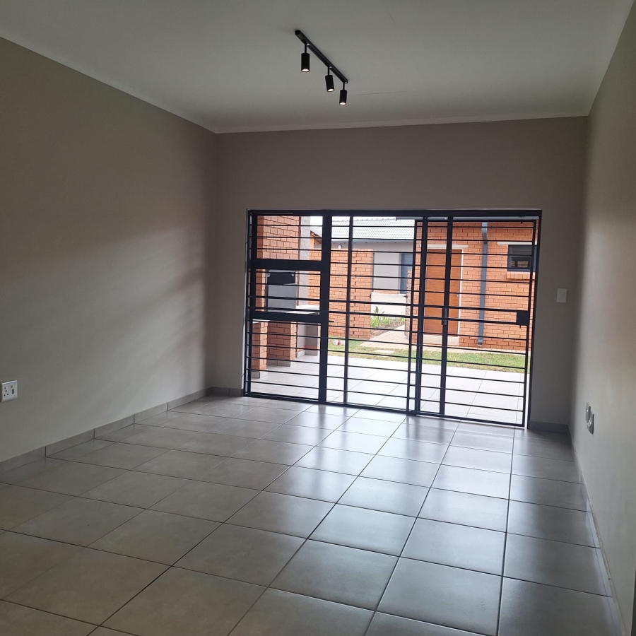 To Let 3 Bedroom Property for Rent in Rietvalleirand Gauteng