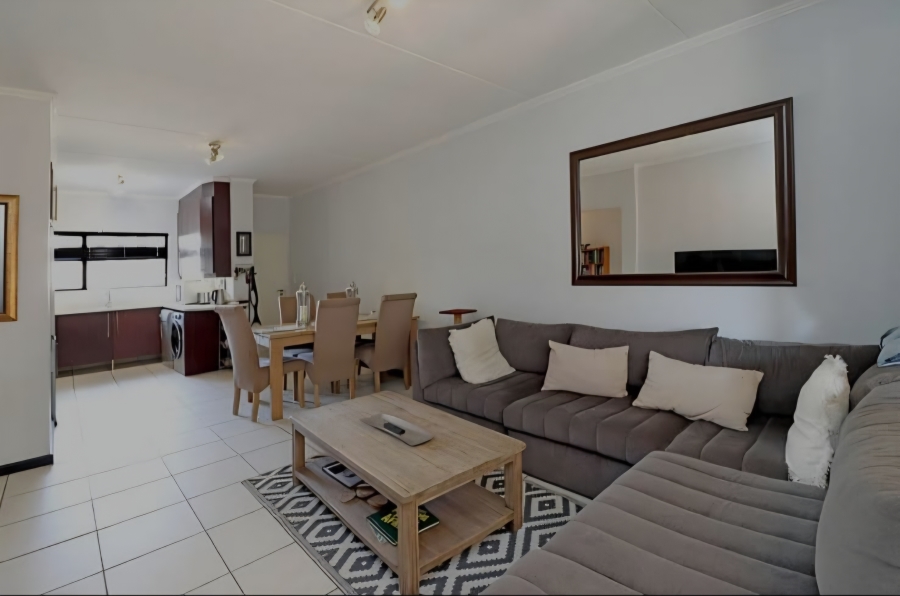 To Let 2 Bedroom Property for Rent in Greenstone Hill Gauteng