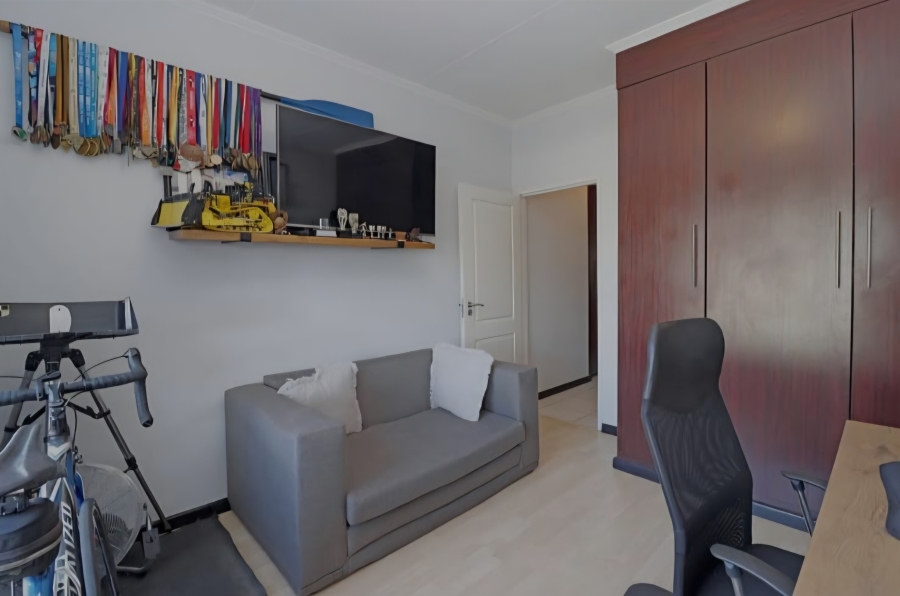 To Let 2 Bedroom Property for Rent in Greenstone Hill Gauteng