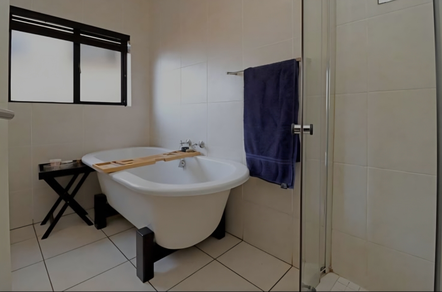 To Let 2 Bedroom Property for Rent in Greenstone Hill Gauteng
