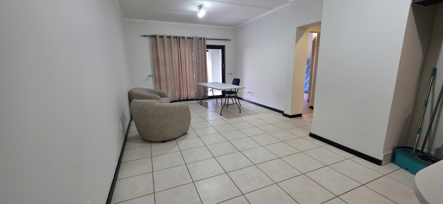 To Let 2 Bedroom Property for Rent in Greenstone Hill Gauteng