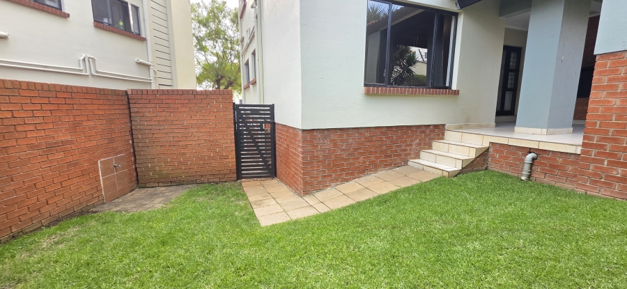 To Let 2 Bedroom Property for Rent in Greenstone Hill Gauteng