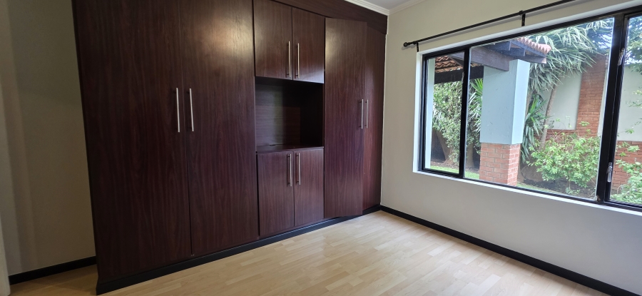To Let 2 Bedroom Property for Rent in Greenstone Hill Gauteng