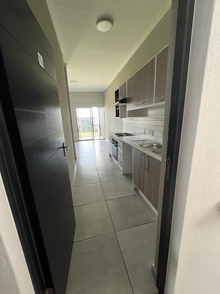 To Let 2 Bedroom Property for Rent in Glen Marais Gauteng