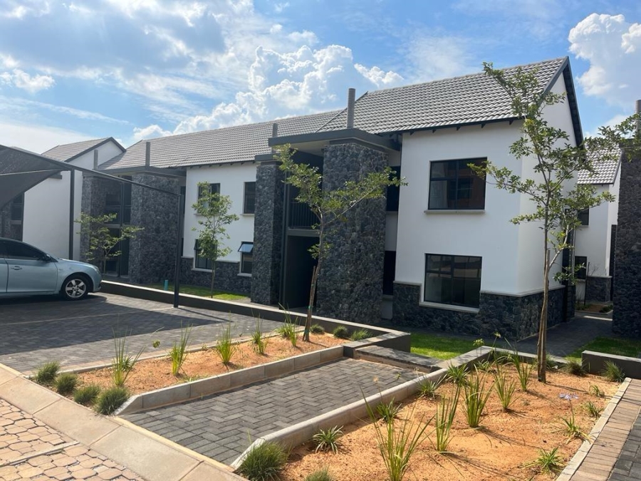 To Let 2 Bedroom Property for Rent in Glen Marais Gauteng