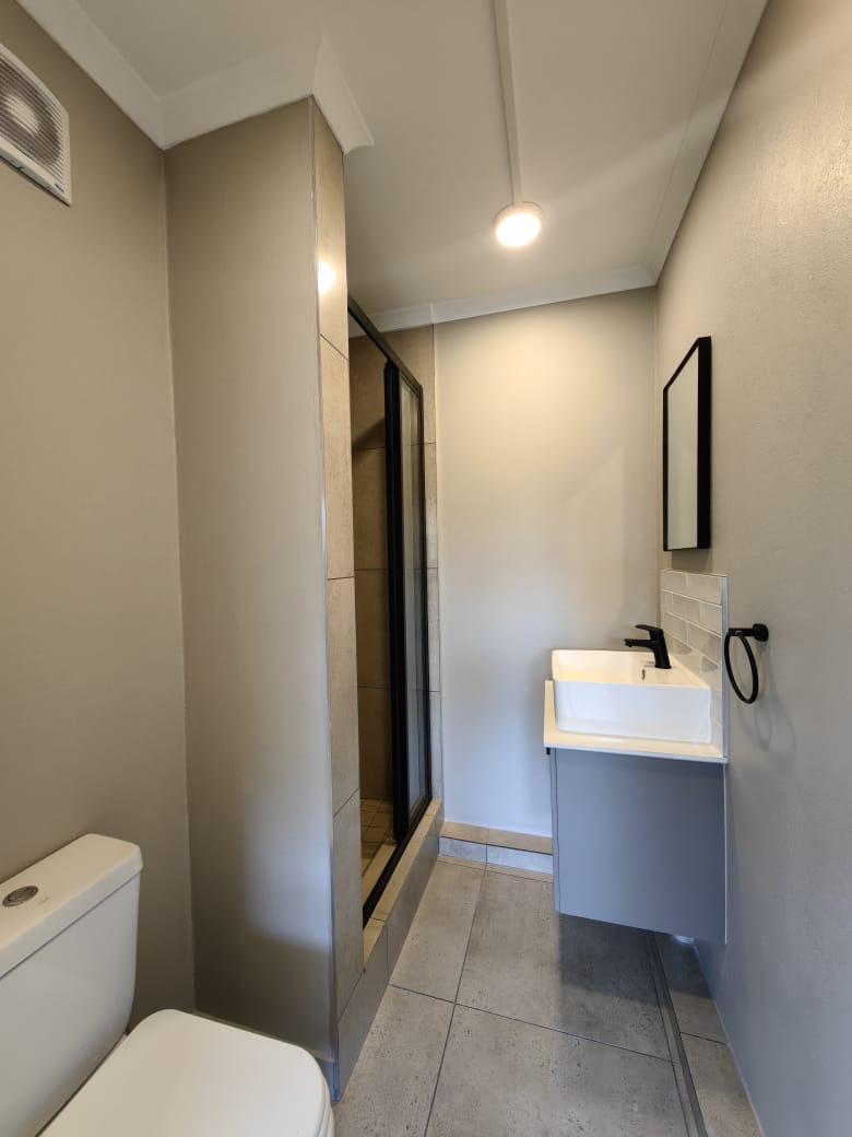 To Let 2 Bedroom Property for Rent in Bedfordview Gauteng