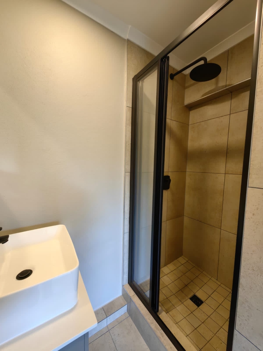 To Let 2 Bedroom Property for Rent in Bedfordview Gauteng