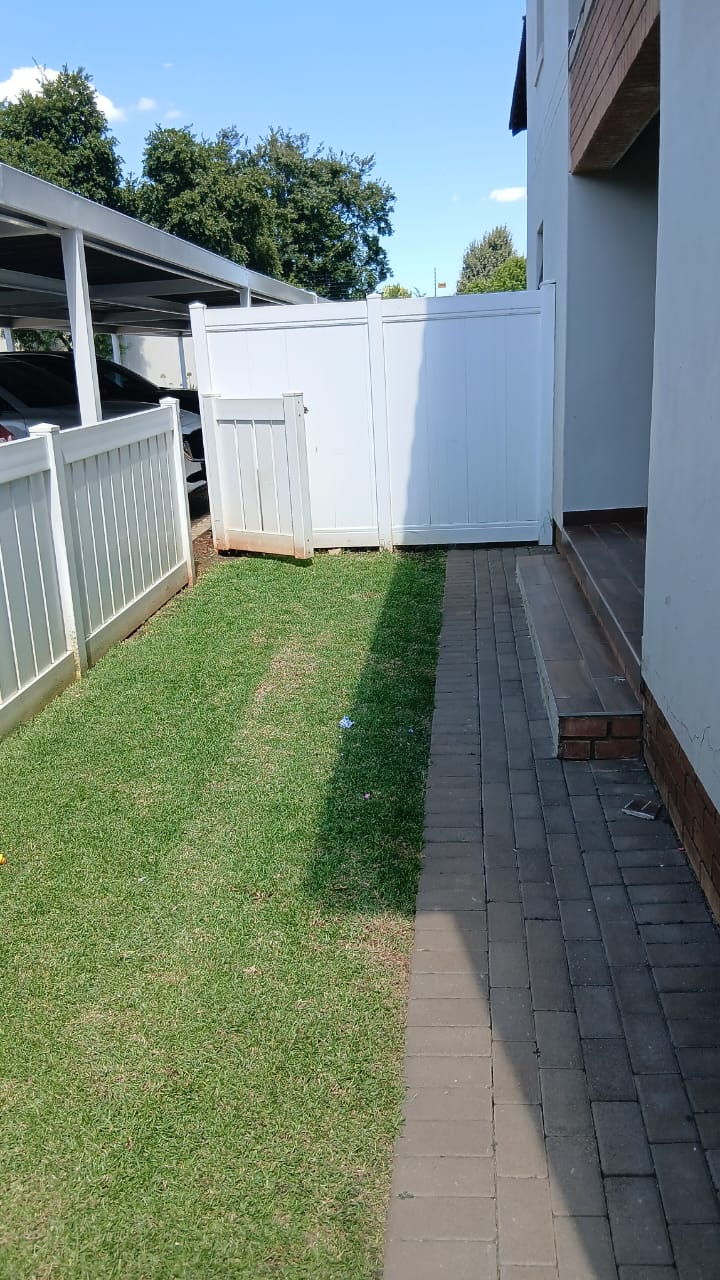 To Let 2 Bedroom Property for Rent in Pomona Gauteng