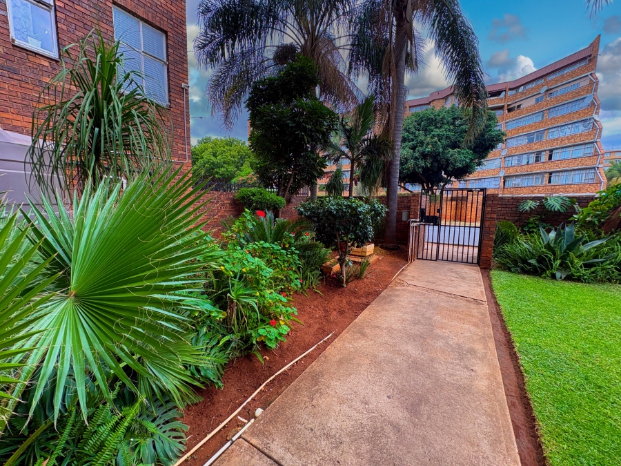 2 Bedroom Property for Sale in Pretoria North Gauteng