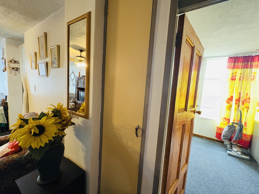 2 Bedroom Property for Sale in Pretoria North Gauteng