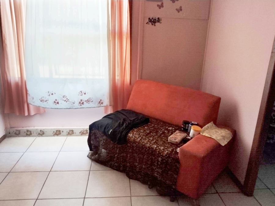 7 Bedroom Property for Sale in Kameeldrift West Gauteng