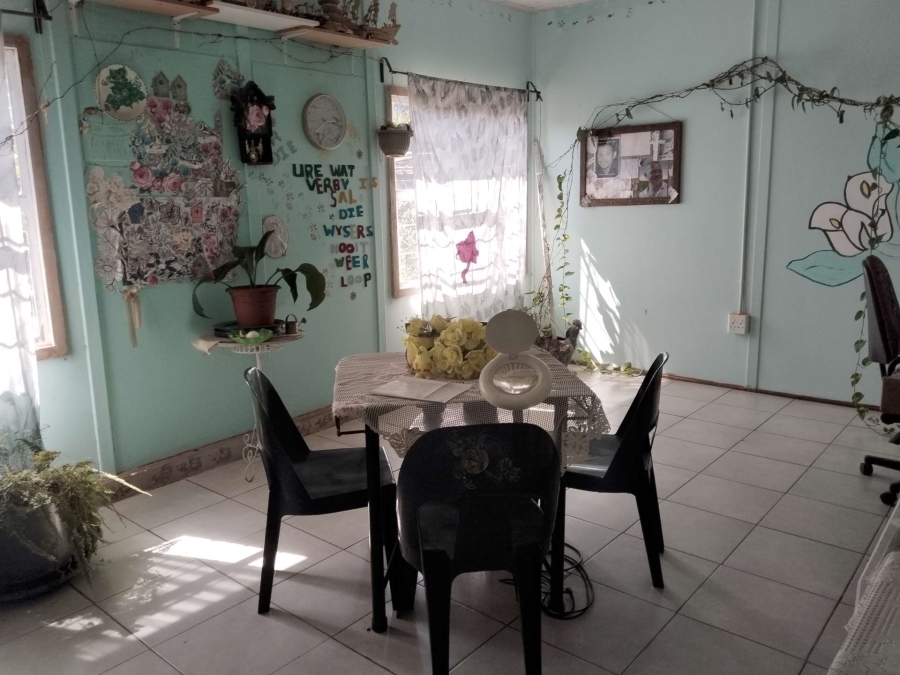 7 Bedroom Property for Sale in Kameeldrift West Gauteng