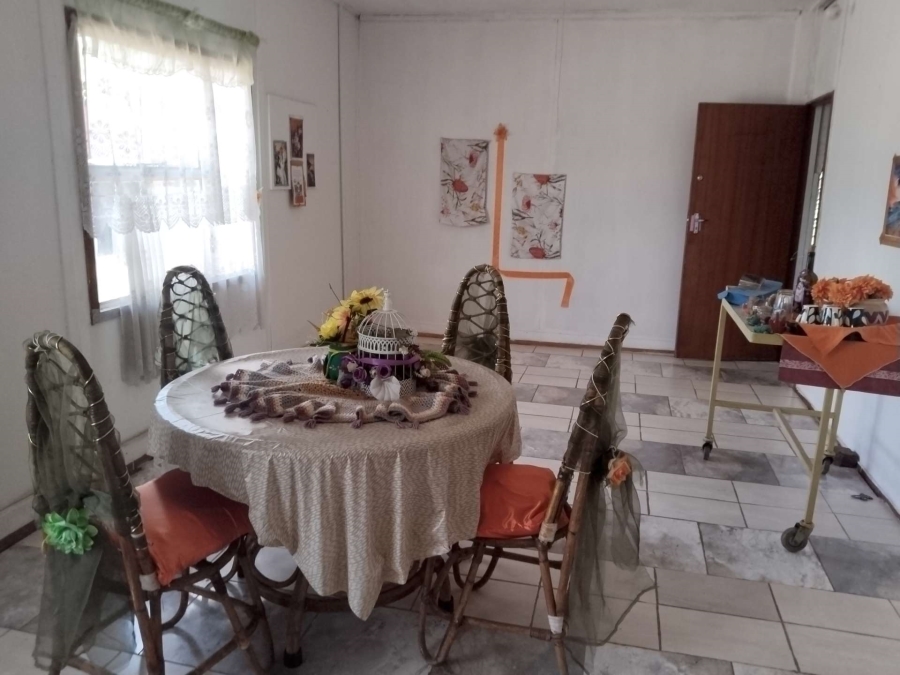 7 Bedroom Property for Sale in Kameeldrift West Gauteng