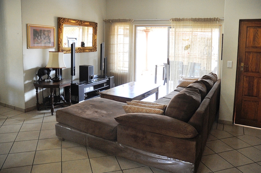 3 Bedroom Property for Sale in Eldoraigne Gauteng