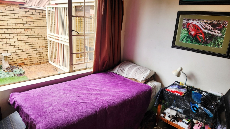 3 Bedroom Property for Sale in Eldoraigne Gauteng