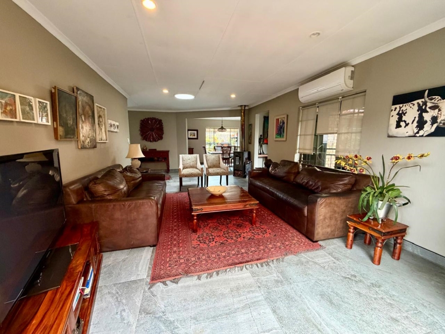 3 Bedroom Property for Sale in Eldoraigne Gauteng