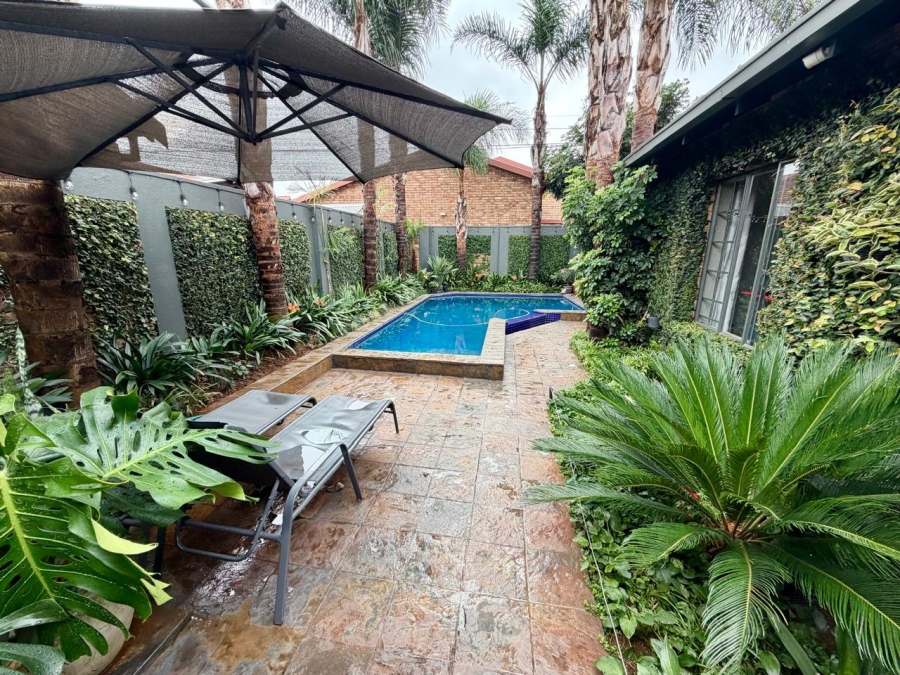 3 Bedroom Property for Sale in Eldoraigne Gauteng