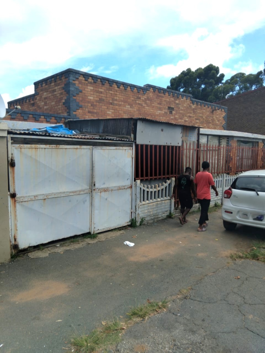 5 Bedroom Property for Sale in Turffontein Gauteng