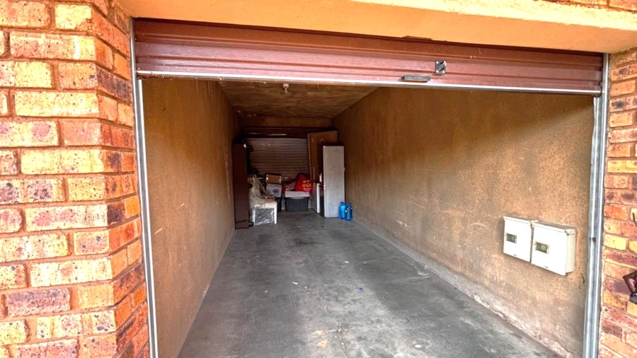 2 Bedroom Property for Sale in Norkem Park Gauteng