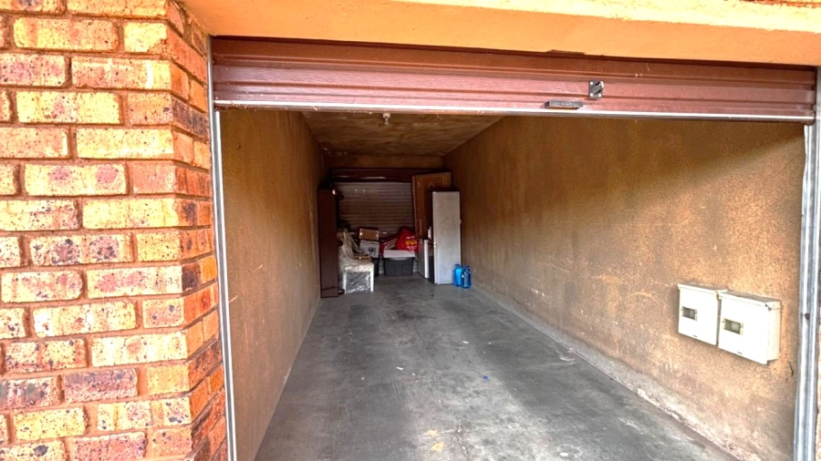 2 Bedroom Property for Sale in Norkem Park Gauteng