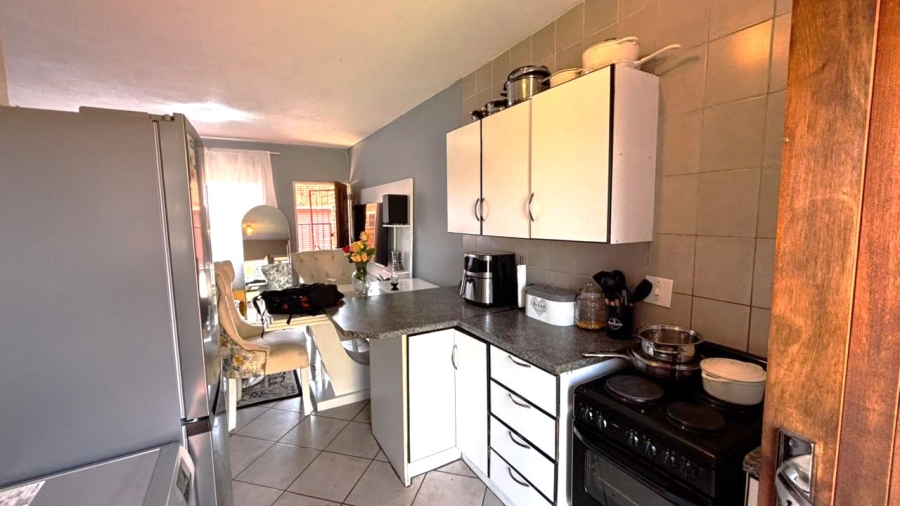 2 Bedroom Property for Sale in Norkem Park Gauteng