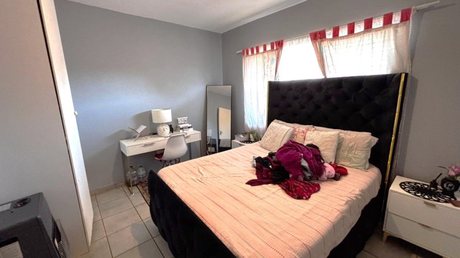 2 Bedroom Property for Sale in Norkem Park Gauteng