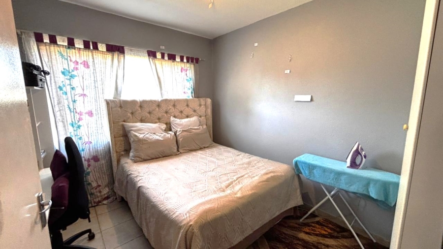 2 Bedroom Property for Sale in Norkem Park Gauteng