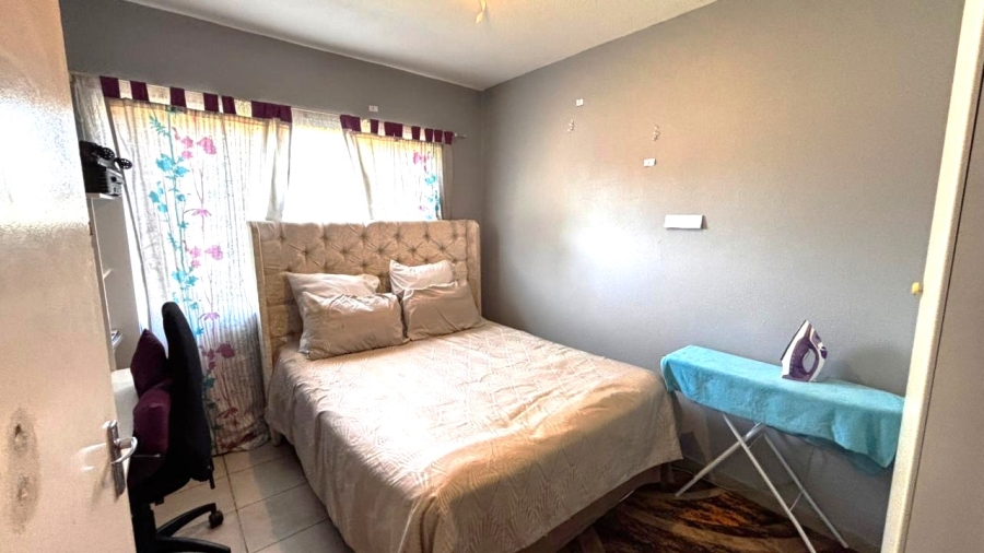 2 Bedroom Property for Sale in Norkem Park Gauteng