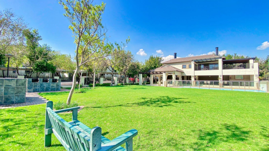 To Let 3 Bedroom Property for Rent in Maroeladal Gauteng