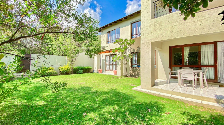 To Let 3 Bedroom Property for Rent in Maroeladal Gauteng