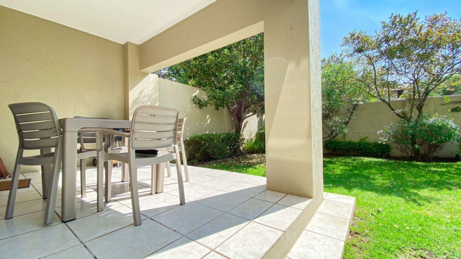 To Let 3 Bedroom Property for Rent in Maroeladal Gauteng