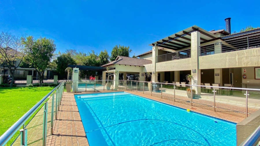 To Let 3 Bedroom Property for Rent in Maroeladal Gauteng