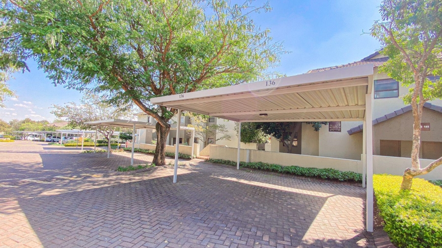 To Let 3 Bedroom Property for Rent in Maroeladal Gauteng