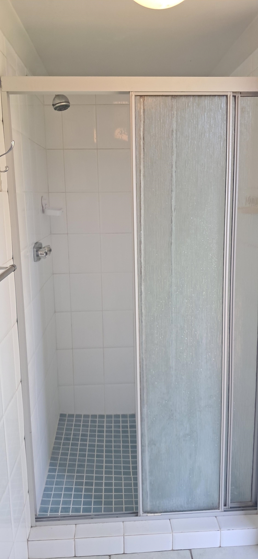 To Let 1 Bedroom Property for Rent in Breaunanda Gauteng