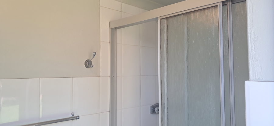 To Let 1 Bedroom Property for Rent in Breaunanda Gauteng