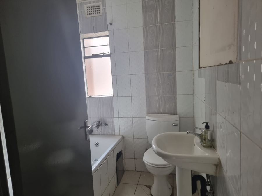 2 Bedroom Property for Sale in Jabulani Gauteng