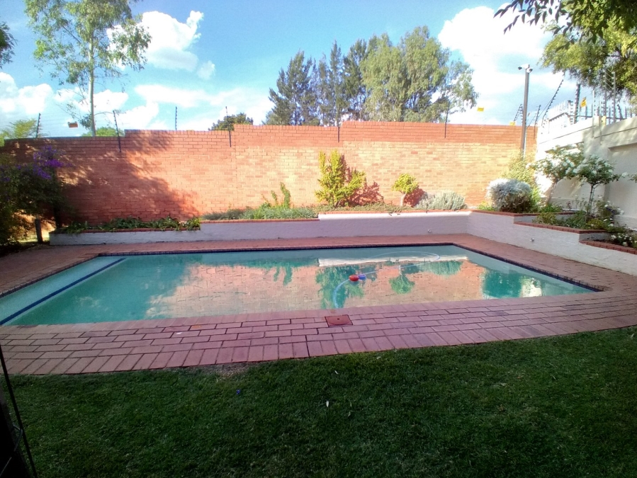 0 Bedroom Property for Sale in Wilgeheuwel Gauteng