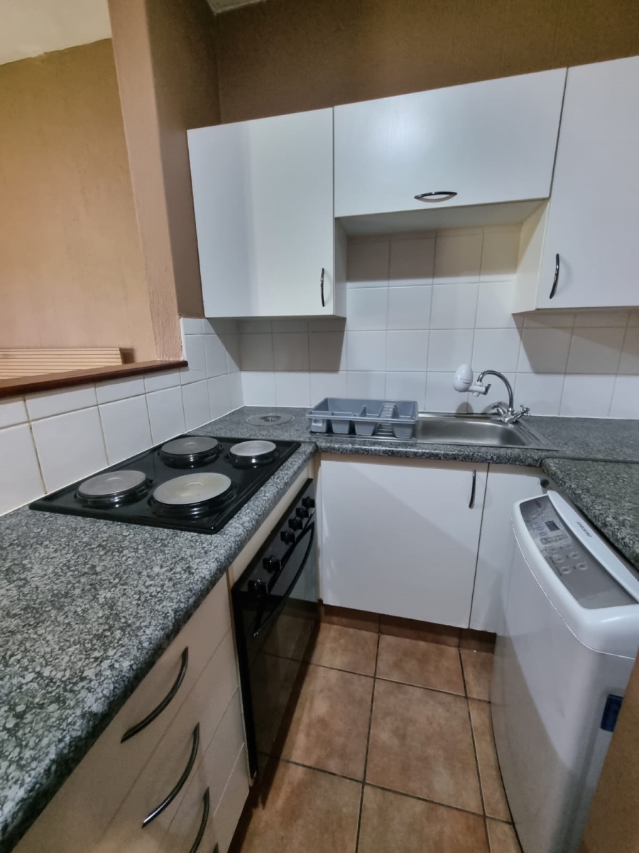 To Let 1 Bedroom Property for Rent in Wilgeheuwel Gauteng
