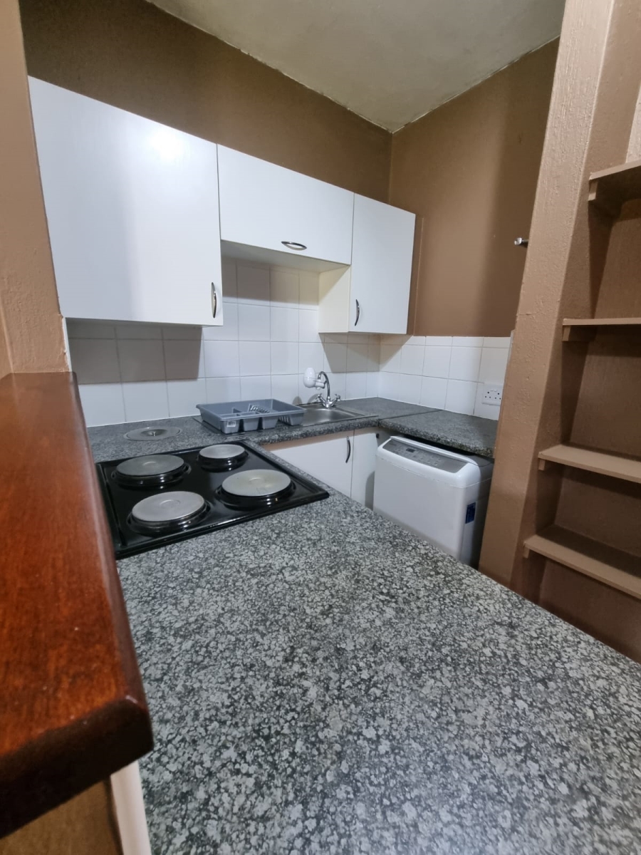 To Let 1 Bedroom Property for Rent in Wilgeheuwel Gauteng