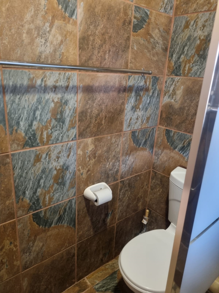 To Let 1 Bedroom Property for Rent in Wilgeheuwel Gauteng